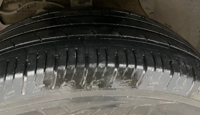 2024 Maruti BREZZA LXI, Petrol, Manual, 18,913 km, Left Front Tyre Tread