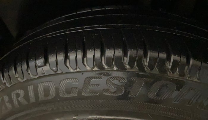 2017 Maruti Dzire VXI, Petrol, Manual, 36,382 km, Left Rear Tyre Tread