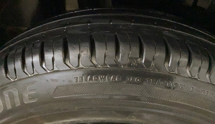 2017 Maruti Dzire VXI, Petrol, Manual, 36,382 km, Right Rear Tyre Tread