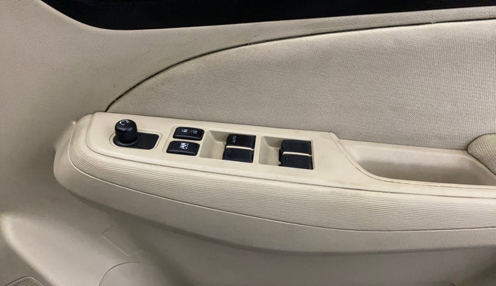 2017 Maruti Dzire VXI, Petrol, Manual, 36,382 km, Driver Side Door Panels Control