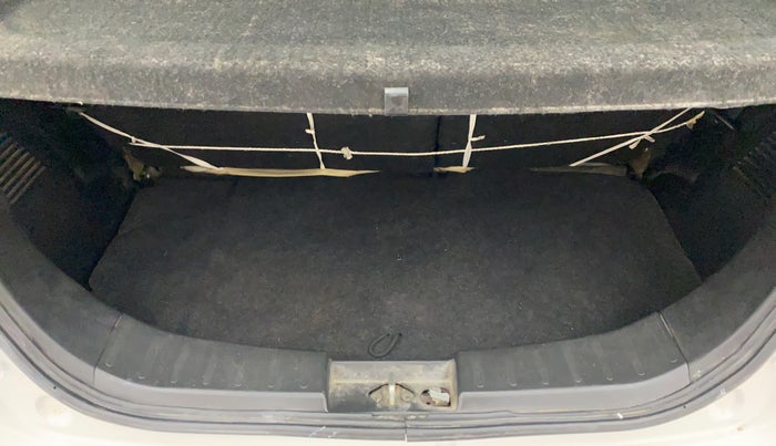 2013 Maruti Wagon R 1.0 VXI, Petrol, Manual, 38,260 km, Boot Inside