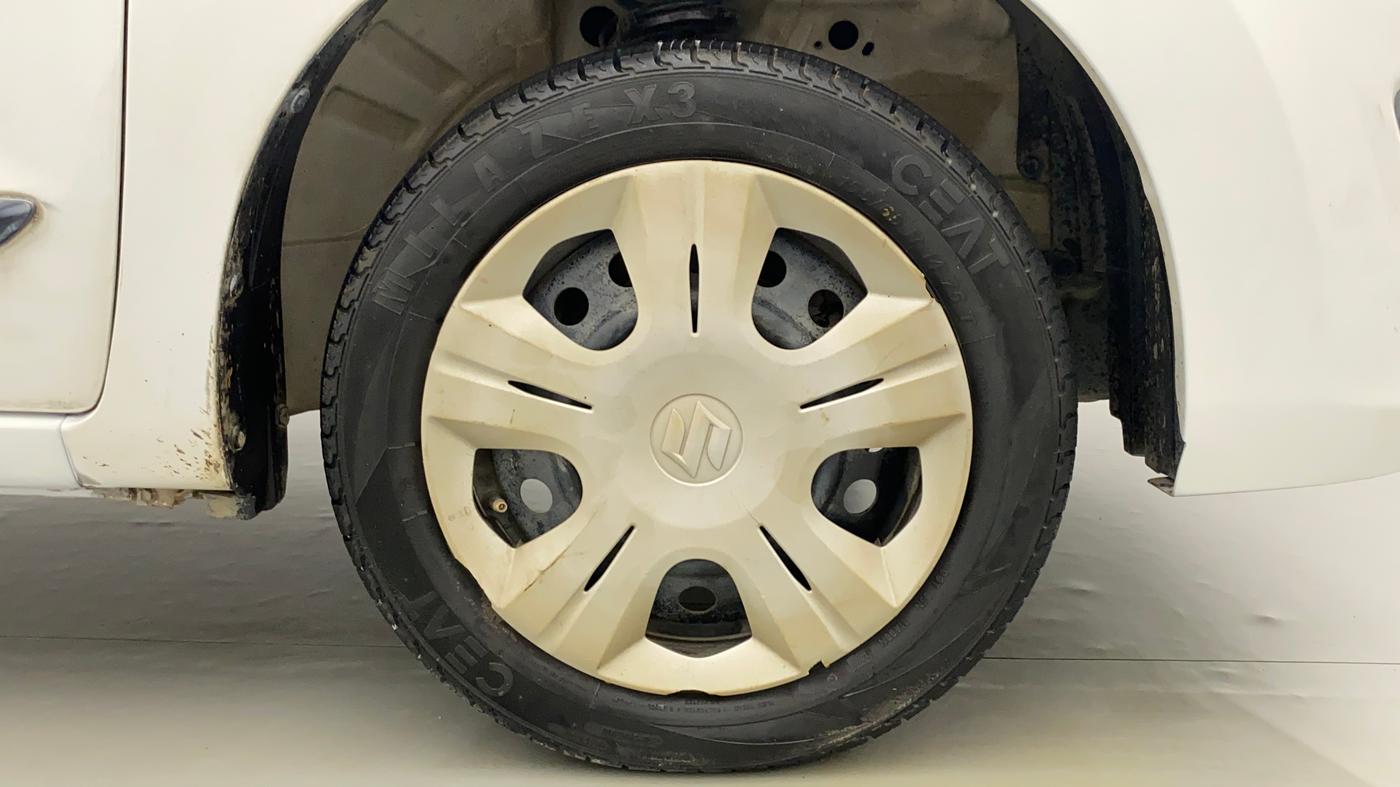 2013 Maruti Wagon R 1.0 VXI, Petrol, Manual, 38,260 km, Right Front Wheel