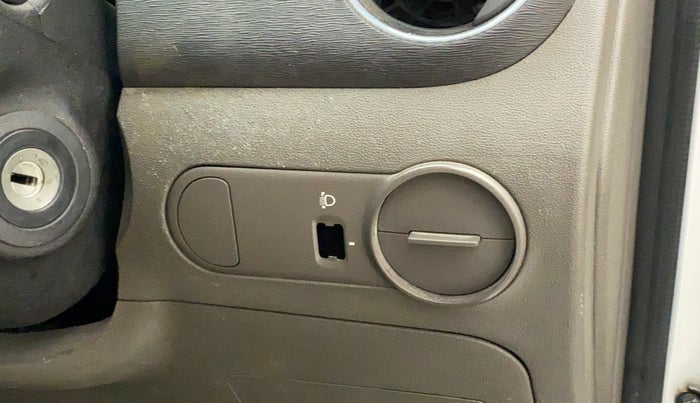 2011 Hyundai i10 MAGNA 1.2, Petrol, Manual, 25,268 km, Dashboard - Headlight height adjustment not working