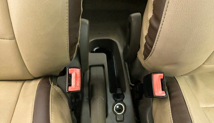 2011 Hyundai i10 MAGNA 1.2, Petrol, Manual, 25,268 km, Driver Side Adjustment Panel