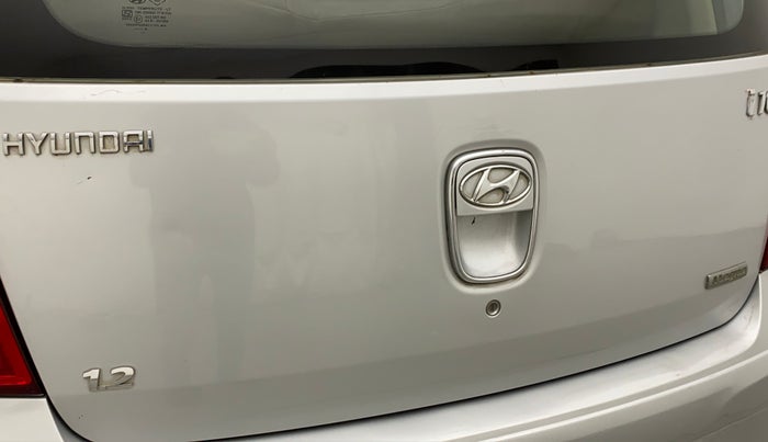 2011 Hyundai i10 MAGNA 1.2, Petrol, Manual, 25,268 km, Dicky (Boot door) - Slightly dented