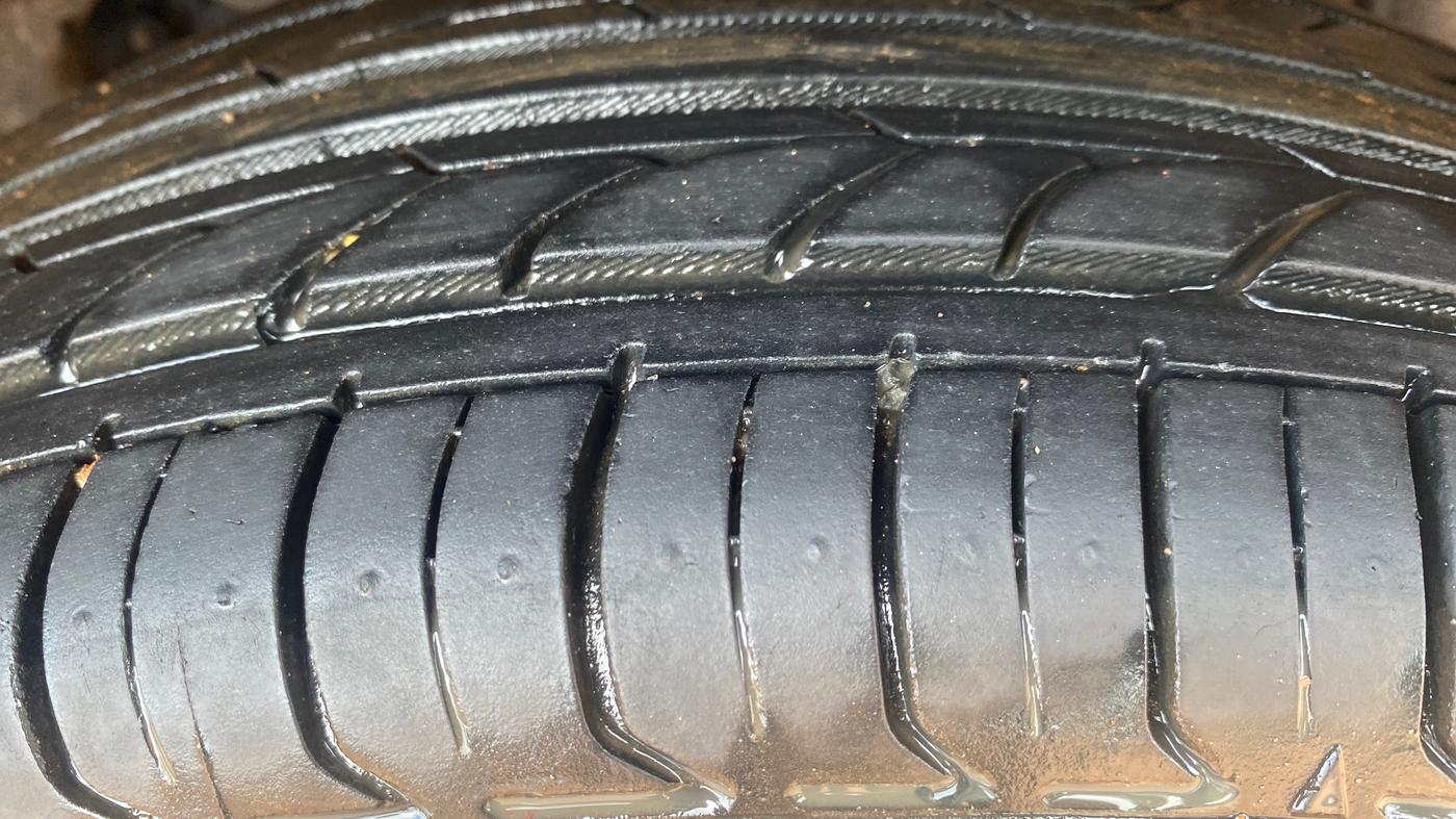 2018 Tata Tiago XZ PETROL, Petrol, Manual, 26,479 km, Left Rear Tyre Tread