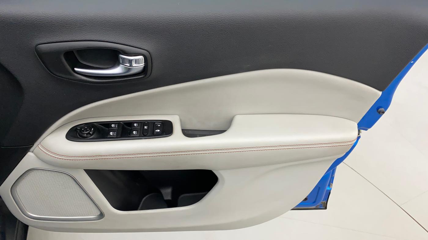 2018 Jeep Compass LIMITED (O) 1.4 PETROL AT, Petrol, Automatic, 61,740 km, Driver Side Door Panels Control