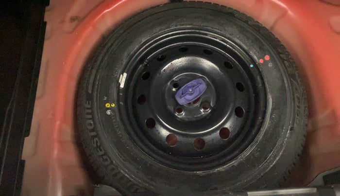 2019 Maruti Swift VXI, Petrol, Manual, 23,490 km, Spare Tyre