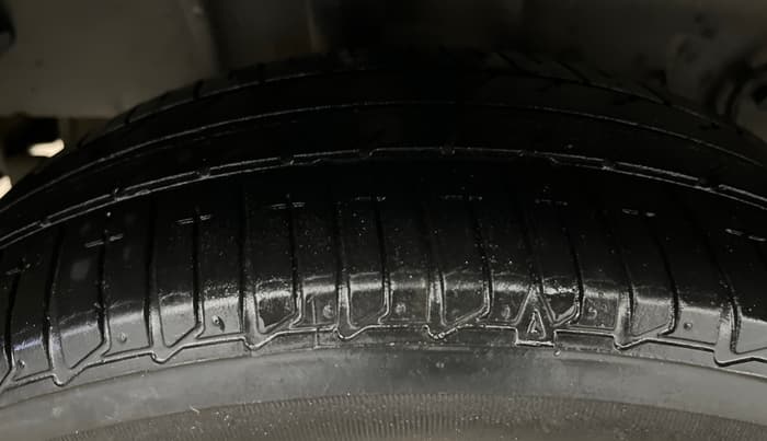 2019 Tata Tiago XZ PLUS PETROL, Petrol, Manual, 94,325 km, Right Rear Tyre Tread