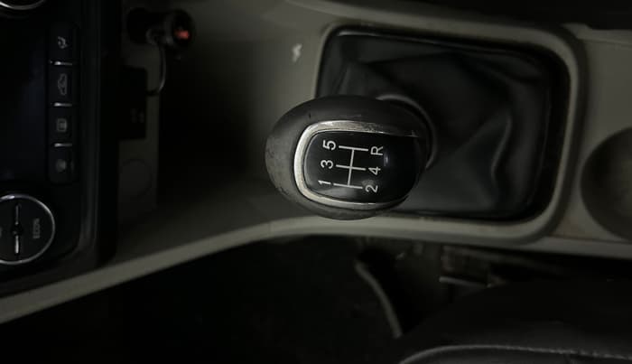 2019 Tata Tiago XZ PLUS PETROL, Petrol, Manual, 94,325 km, Gear Lever