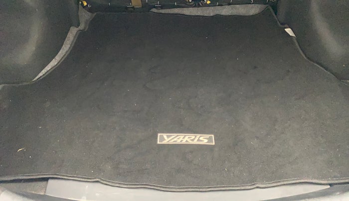 2021 Toyota YARIS J MT, Petrol, Manual, 25,813 km, Boot Inside