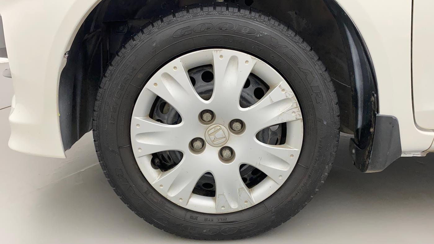 2013 Honda Brio S MT, Petrol, Manual, 53,819 km, Left Front Wheel