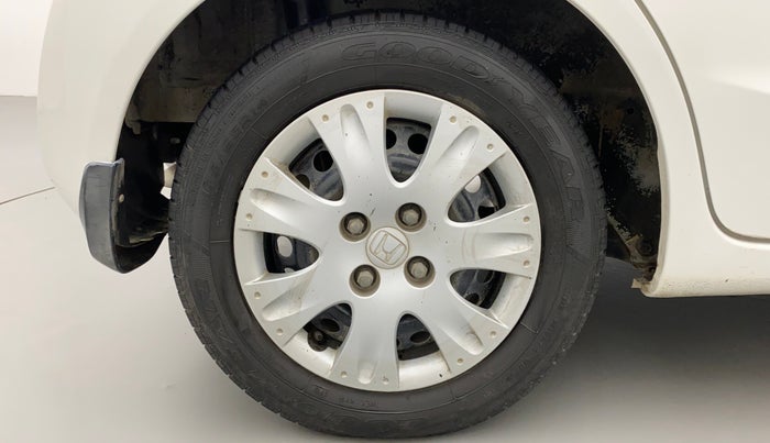 2013 Honda Brio S MT, Petrol, Manual, 53,819 km, Right Rear Wheel