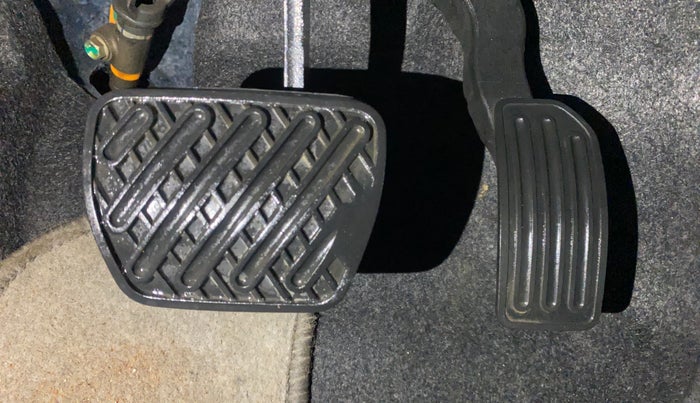 2017 Nissan Micra XV CVT, Petrol, Automatic, 38,065 km, Pedals