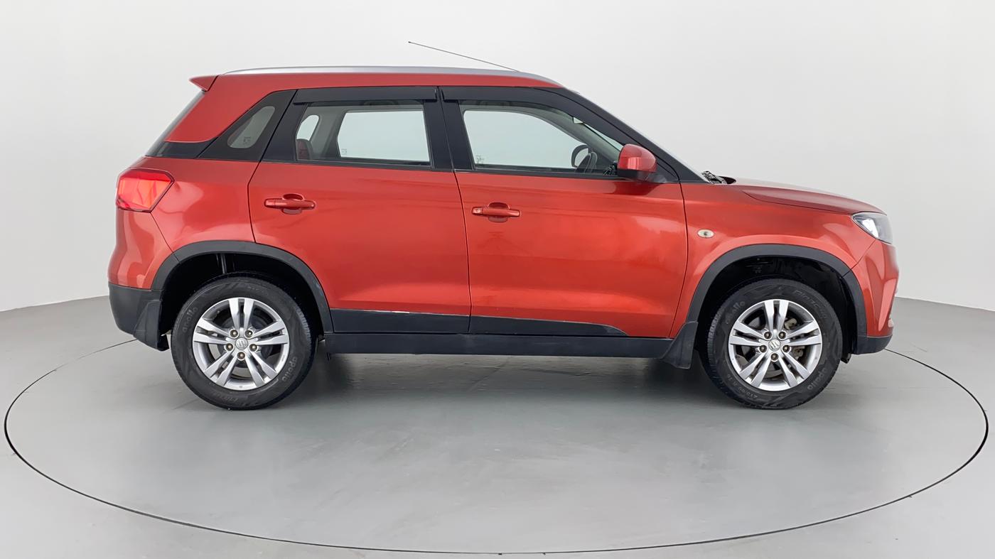 2016 Maruti Vitara Brezza ZDI, Diesel, Manual, Right Side