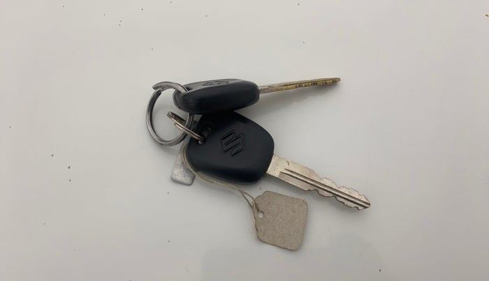 2013 Maruti Wagon R 1.0 LXI, Petrol, Manual, 89,279 km, Key Close Up
