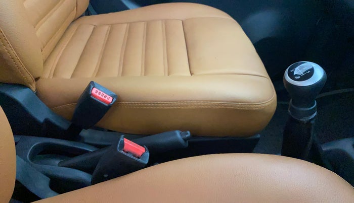 2013 Maruti Wagon R 1.0 LXI, Petrol, Manual, 89,279 km, Gear Lever