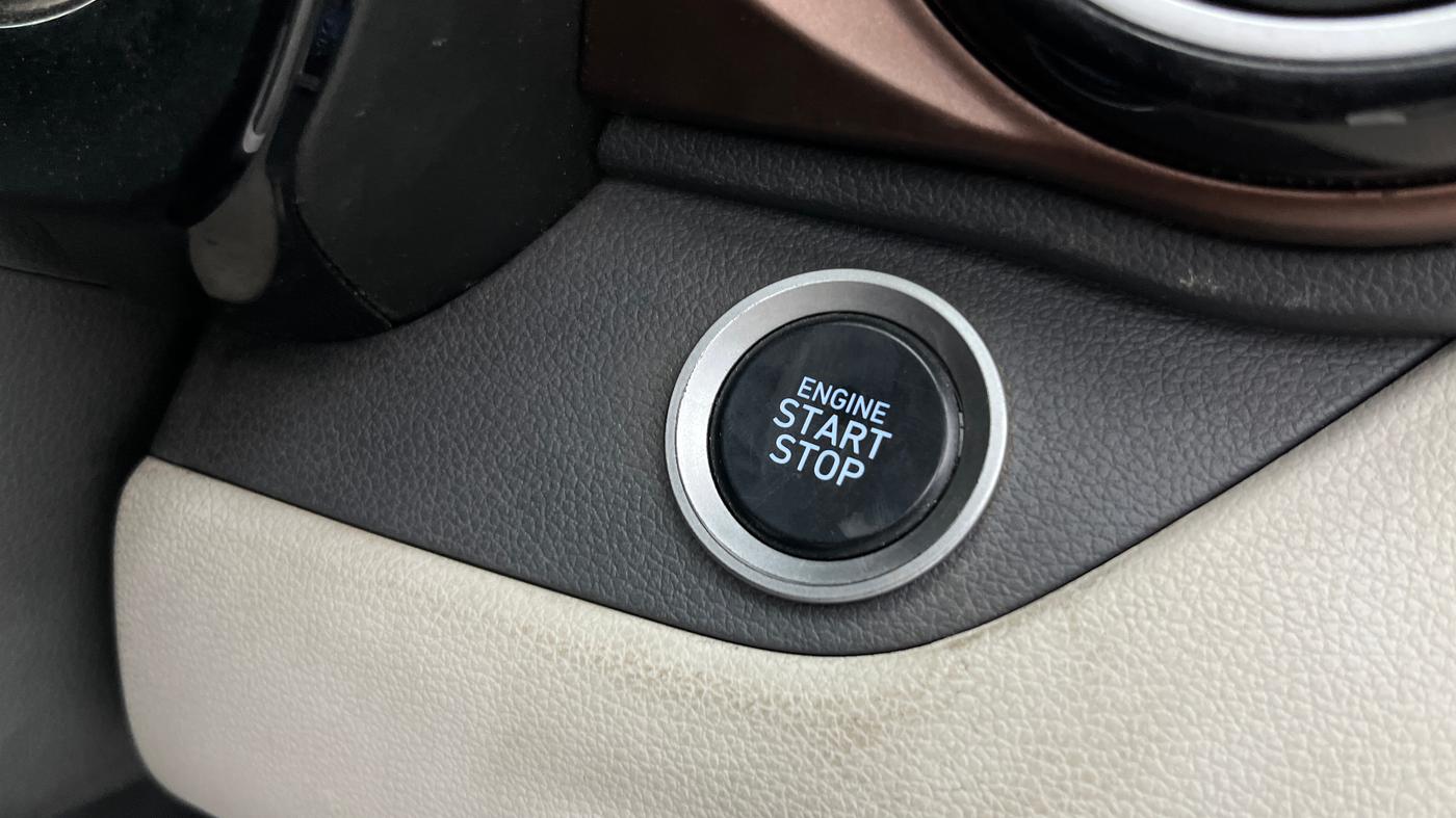 2022 Hyundai AURA SX PLUS 1.2 AMT, Petrol, Automatic, 83,101 km, Keyless Start/ Stop Button