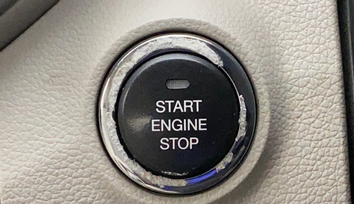 2021 Mahindra XUV300 W8 (O) 1.2 PETROL AMT, Petrol, Automatic, 48,959 km, Keyless Start/ Stop Button