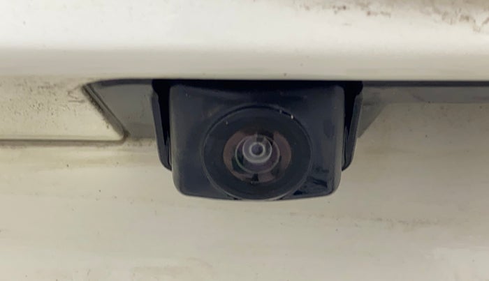 2021 Mahindra XUV300 W8 (O) 1.2 PETROL AMT, Petrol, Automatic, 48,959 km, Parking Camera