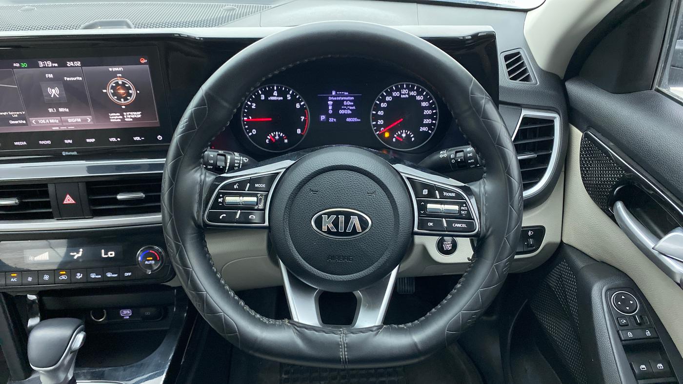 2020 KIA SELTOS HTX AT PETROL, Petrol, Automatic, 48,026 km, Steering Wheel Close Up