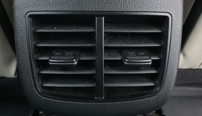 2020 KIA SELTOS HTX AT PETROL, Petrol, Automatic, 48,026 km, Rear AC Vents