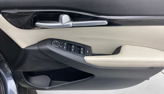 2020 KIA SELTOS HTX AT PETROL, Petrol, Automatic, 48,026 km, Driver Side Door Panels Control