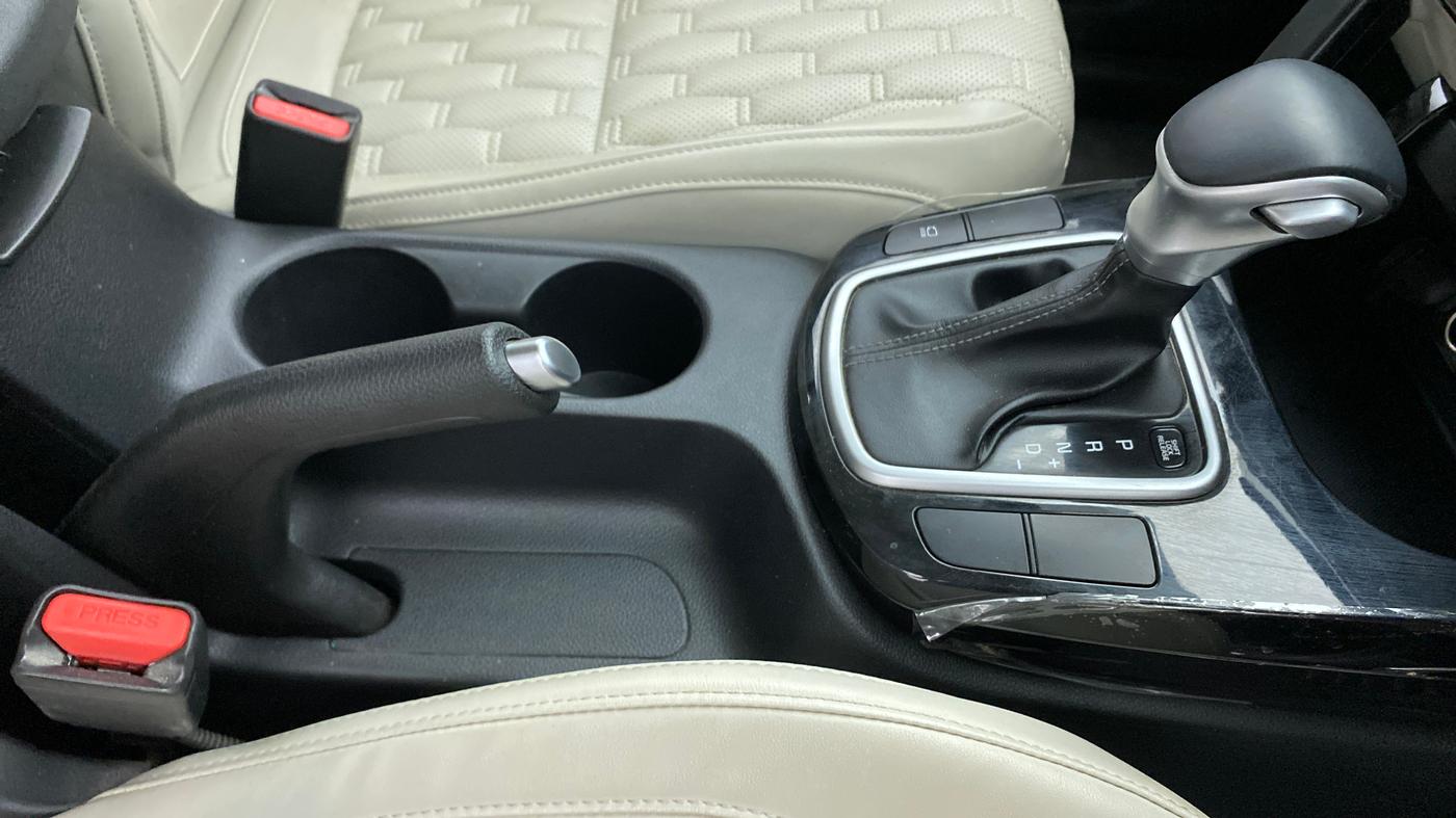 2020 KIA SELTOS HTX AT PETROL, Petrol, Automatic, 48,026 km, Gear Lever