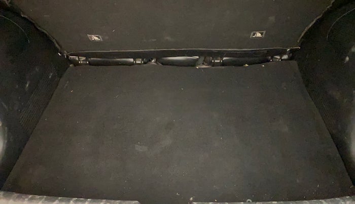 2020 KIA SONET HTX 1.0 IMT, Petrol, Manual, 69,800 km, Boot Inside