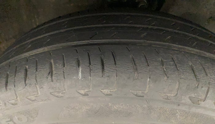2017 Maruti IGNIS ALPHA 1.2, Petrol, Manual, 47,489 km, Right Front Tyre Tread