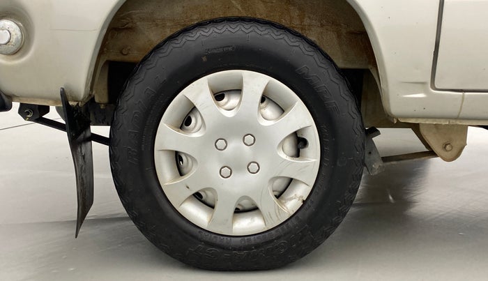 2016 Maruti OMNI E STD, Petrol, Manual, 13,929 km, Right Rear Wheel