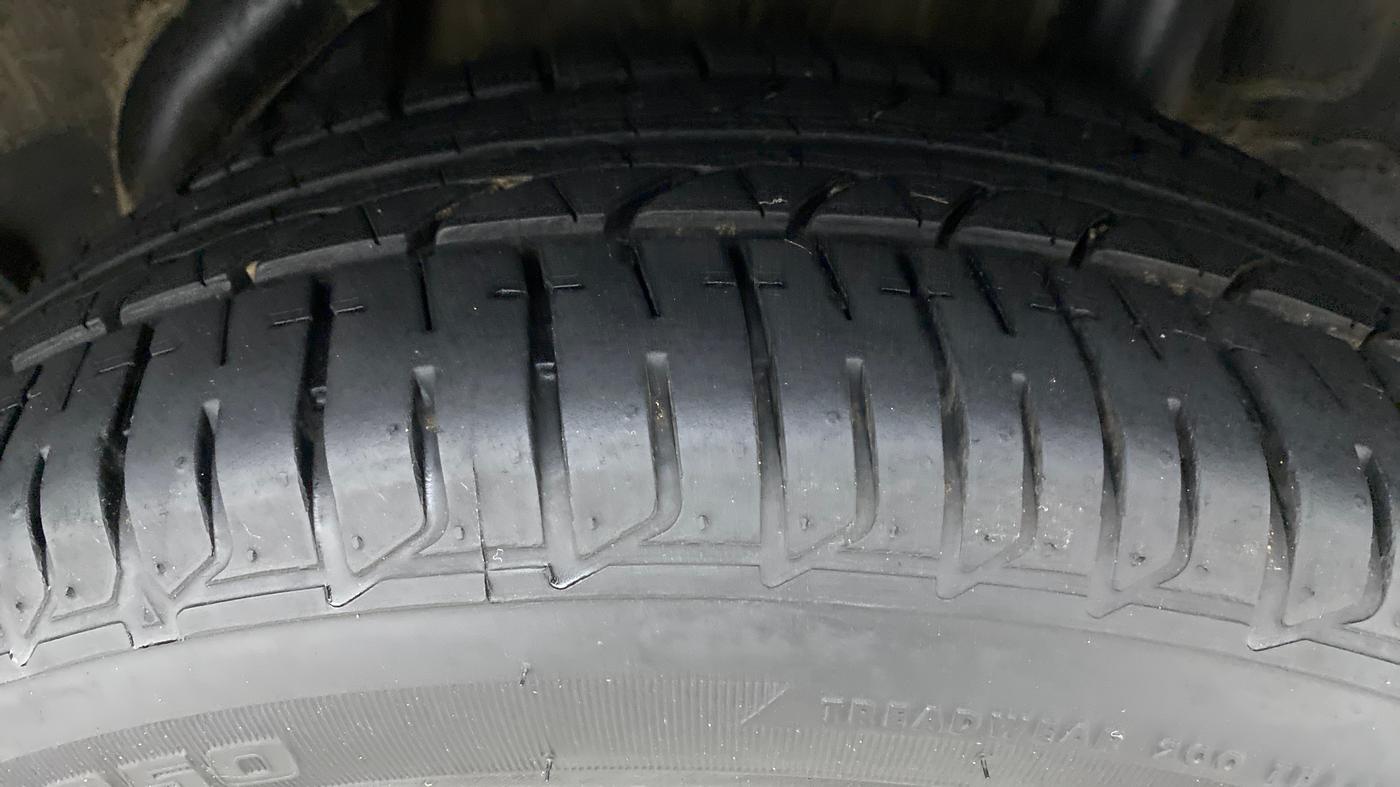 2018 Hyundai Verna 1.6 VTVT SX, Petrol, Manual, 60,530 km, Left Rear Tyre Tread