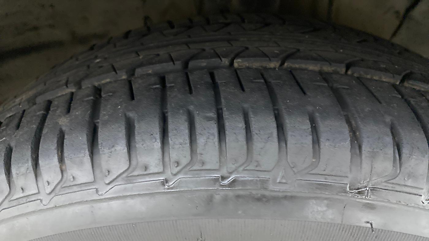 2018 Hyundai Verna 1.6 VTVT SX, Petrol, Manual, 60,530 km, Right Front Tyre Tread