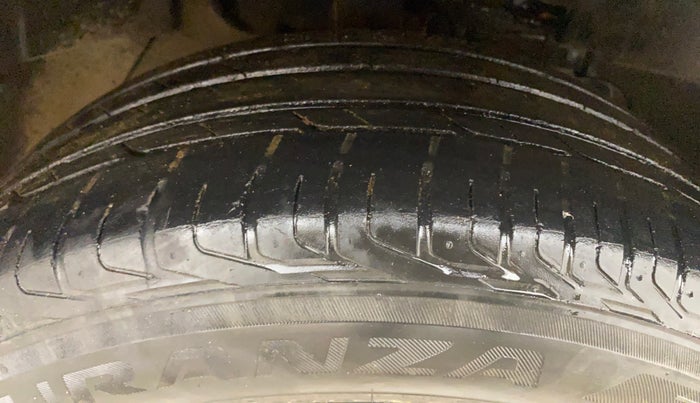 2019 Tata NEXON XZ PLUS PETROL, Petrol, Manual, 83,453 km, Right Front Tyre Tread