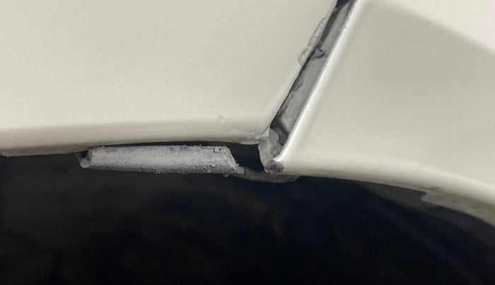2014 Maruti Swift Dzire VXI AMT, Petrol, Automatic, 77,100 km, Right fender - Lining loose