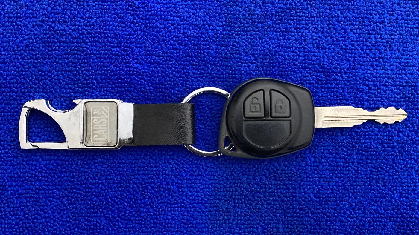 2014 Maruti Swift Dzire VXI AMT, Petrol, Automatic, 77,100 km, Key Close Up