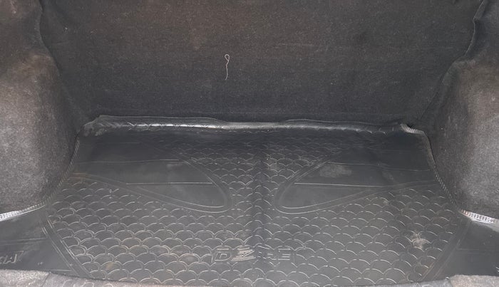 2014 Maruti Swift Dzire VXI AMT, Petrol, Automatic, 77,100 km, Boot Inside