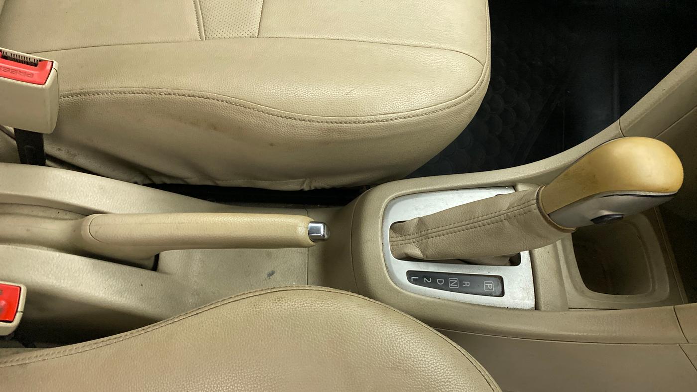 2014 Maruti Swift Dzire VXI AMT, Petrol, Automatic, 77,100 km, Gear Lever