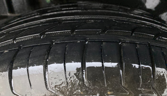 2014 Maruti Swift Dzire VXI AMT, Petrol, Automatic, 77,100 km, Right Rear Tyre Tread