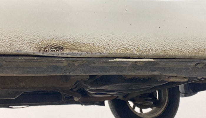 2014 Maruti Swift Dzire VXI AMT, Petrol, Automatic, 77,100 km, Left running board - Slight discoloration