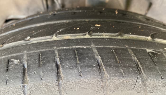 2019 Tata TIGOR XZ PLUS PETROL, Petrol, Manual, 1,05,756 km, Left Front Tyre Tread