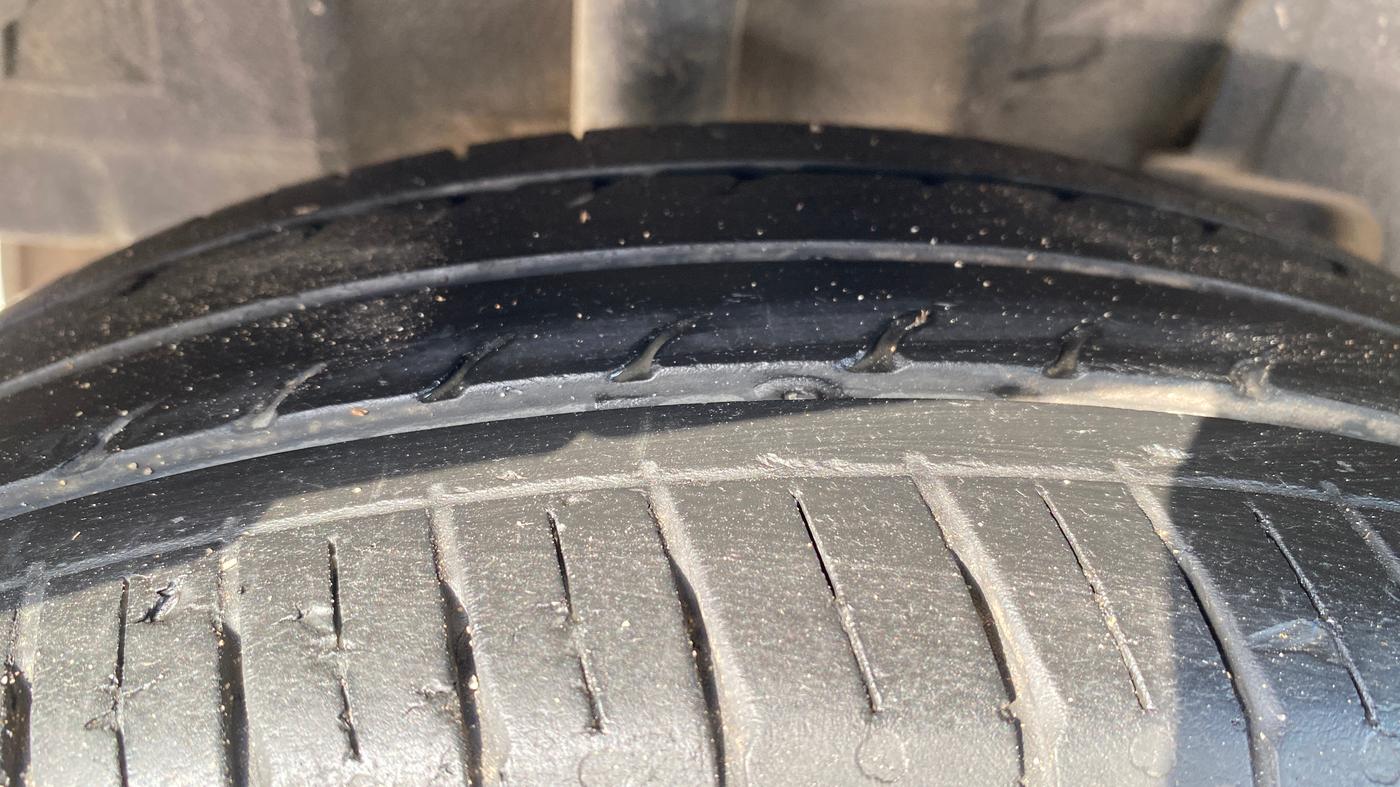 2019 Tata TIGOR XZ PLUS PETROL, Petrol, Manual, 1,05,756 km, Right Rear Tyre Tread