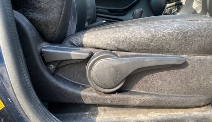2019 Tata TIGOR XZ PLUS PETROL, Petrol, Manual, 1,05,756 km, Driver Side Adjustment Panel