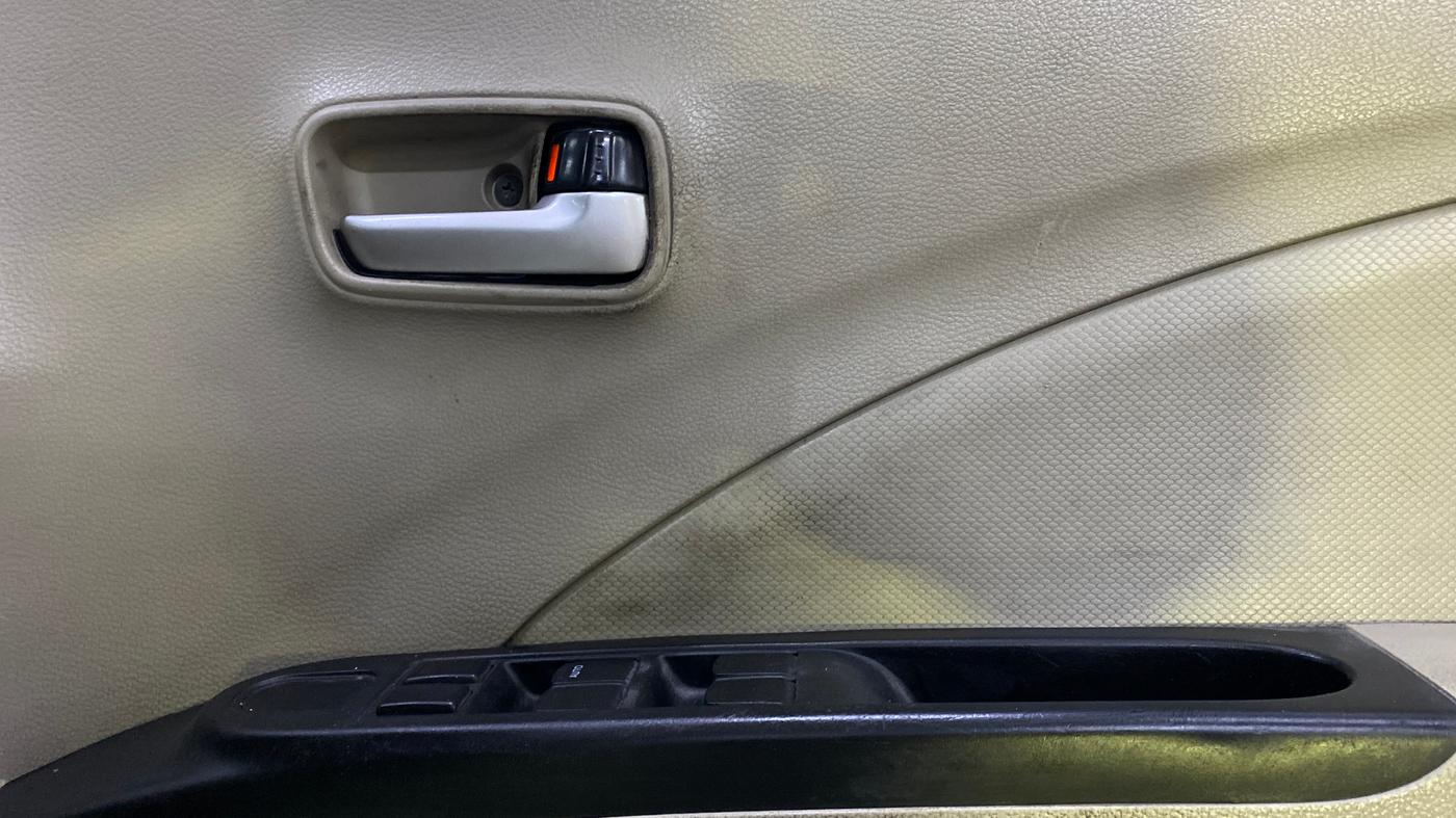 2018 Maruti Celerio VXI AMT, Petrol, Automatic, 83,126 km, Driver Side Door Panels Control