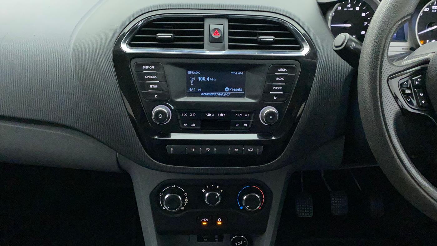 2017 Tata TIGOR XZ PETROL, Petrol, Manual, 68,790 km, Air Conditioner