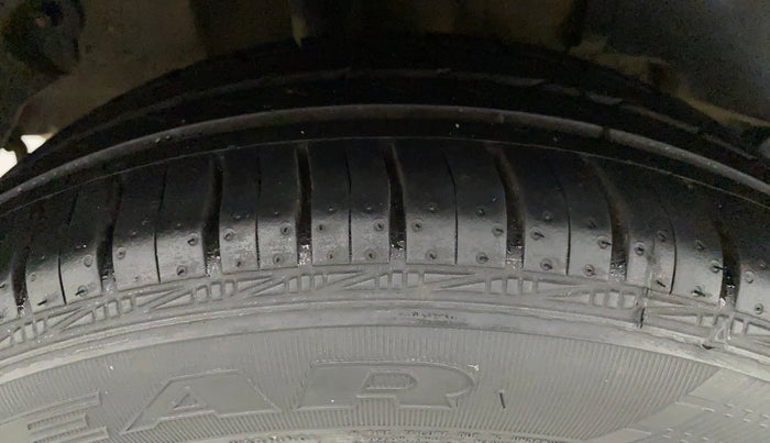 2017 Tata TIGOR XZ PETROL, Petrol, Manual, 68,790 km, Right Rear Tyre Tread