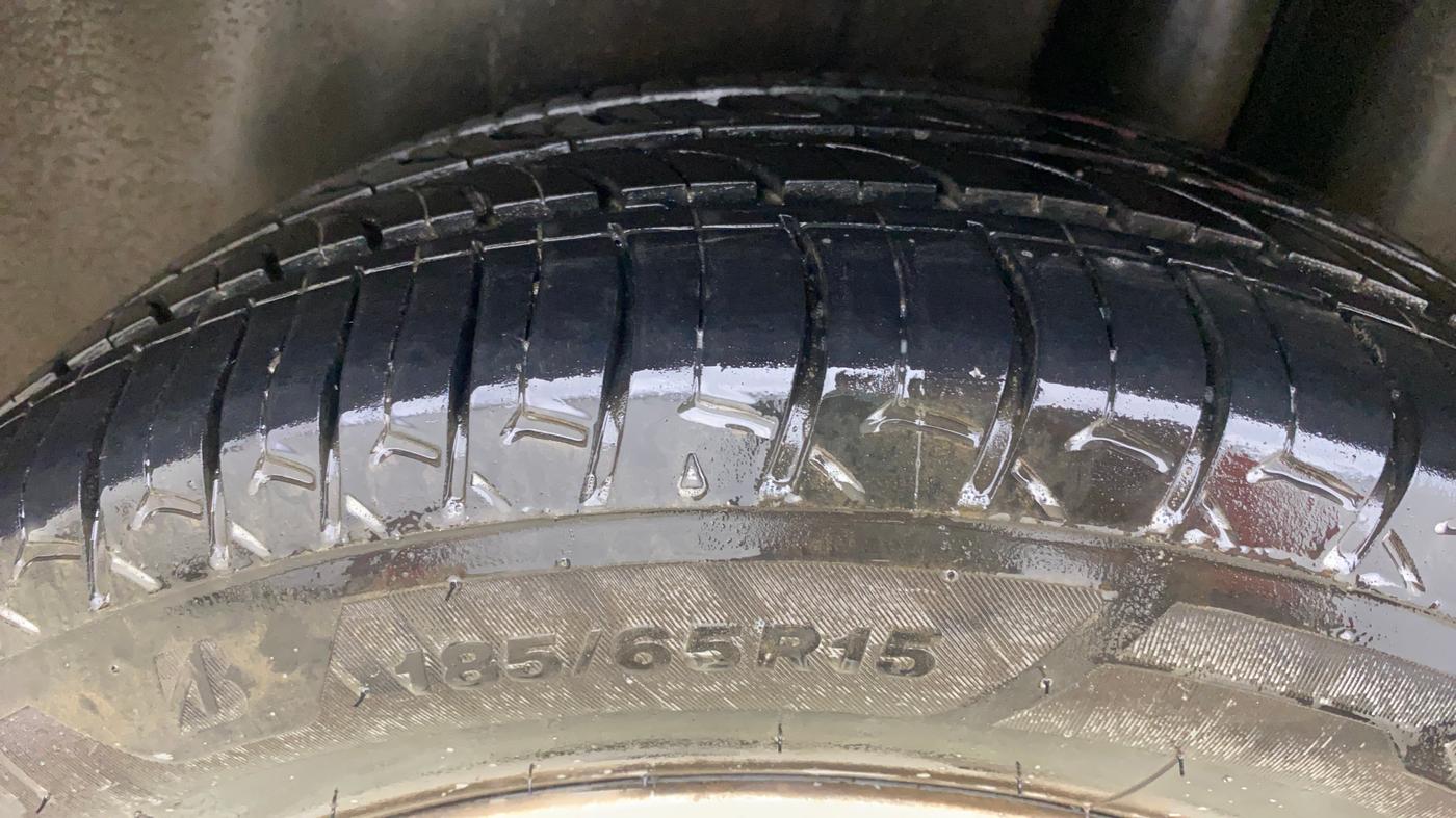 2018 Maruti Ciaz ZETA 1.4  MT PETROL, Petrol, Manual, 63,238 km, Left Rear Tyre Tread