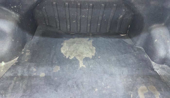 2015 Hyundai Verna 1.4 VTVT, Petrol, Manual, 54,180 km, Boot Inside