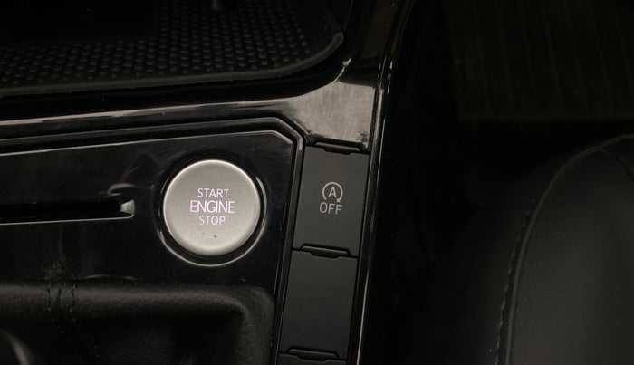 2025 Volkswagen VIRTUS Highline Plus 1.0 TSI AT, Petrol, Automatic, 1,376 km, Keyless Start/ Stop Button