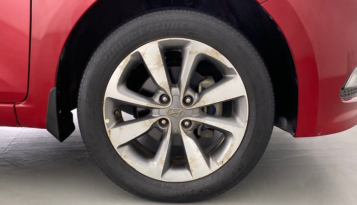 2018 Hyundai Elite i20 ASTA 1.2 DUAL TONE, Petrol, Manual, 67,916 km, Right Front Wheel